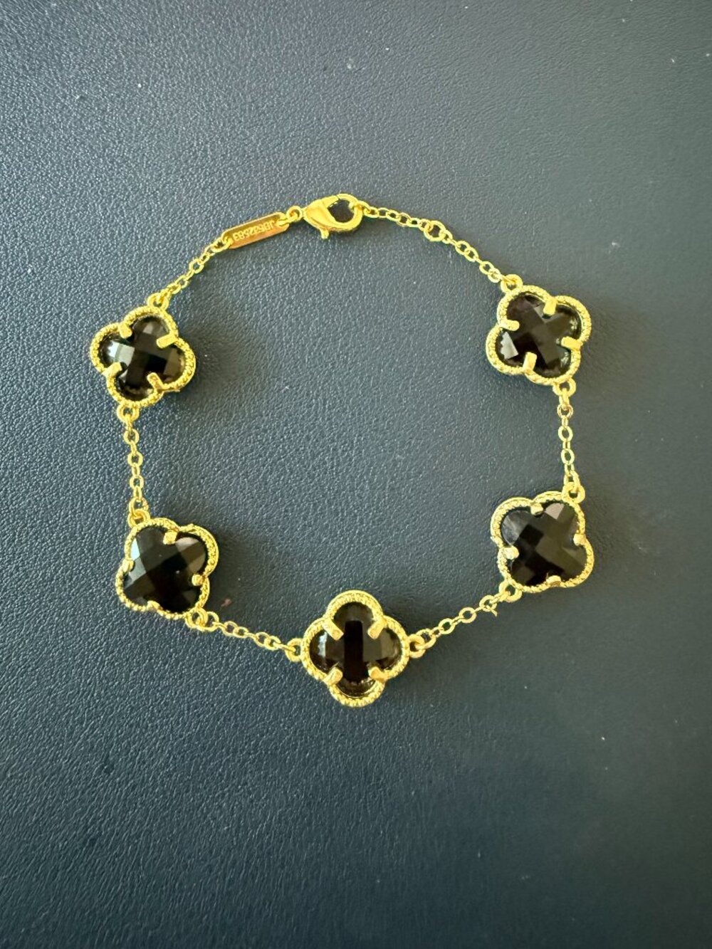 NWOT Generic Black and Gold Puffy Clover Bracelet - 8.5"